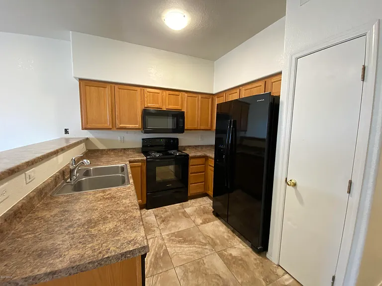 1251 E Weimer Cir #43 — Photo 12