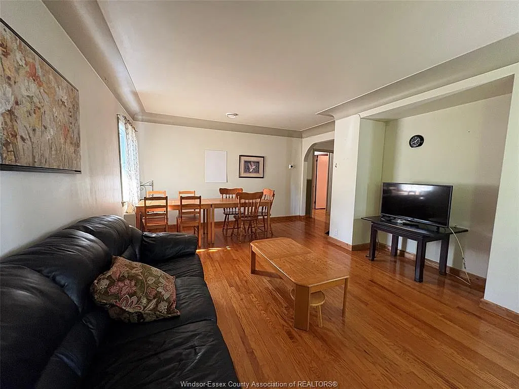 3 bed, $2,650 — Photo 4