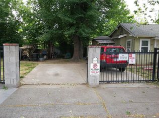 3824 47th St #1/2, Sacramento, CA 95820