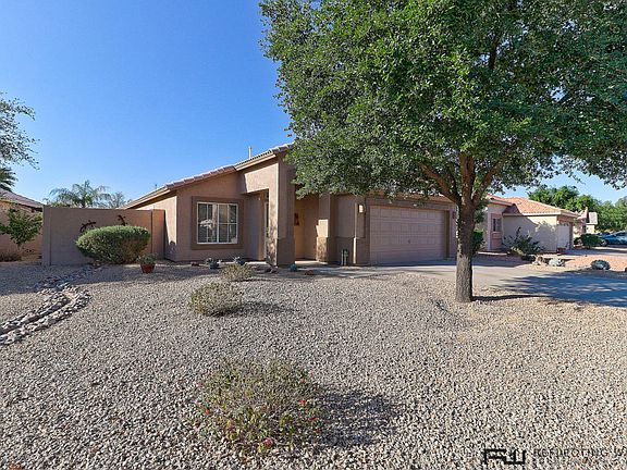 3rd image of 9307 W Gold Dust Ave