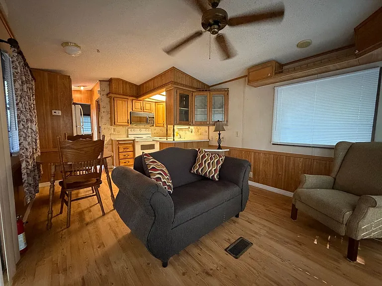 12614 Orange Lake Dr — Photo 4