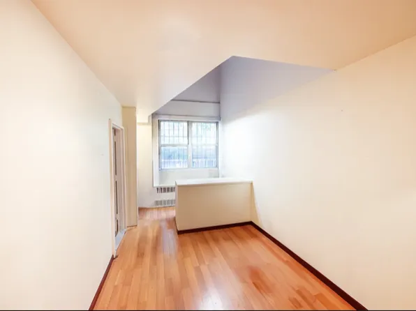 420 West 23rd Street 1CC image 3 of 7