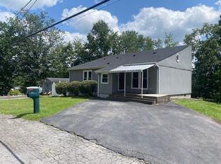 105 Pebblestone Dr, Beckley, WV 25801