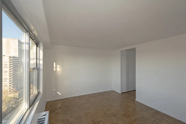 Rented by OOAKB&F INC | media 10