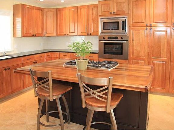 Kitchen with Island