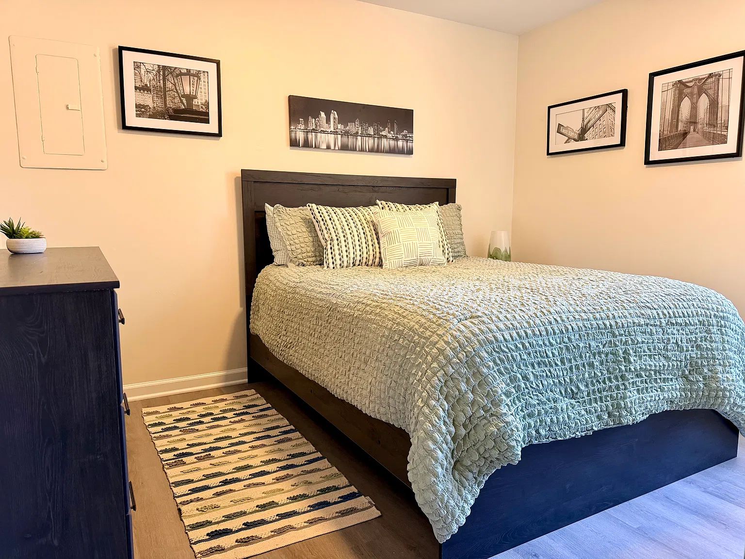 2 bed, 936 sqft, $2,499 — Photo 4