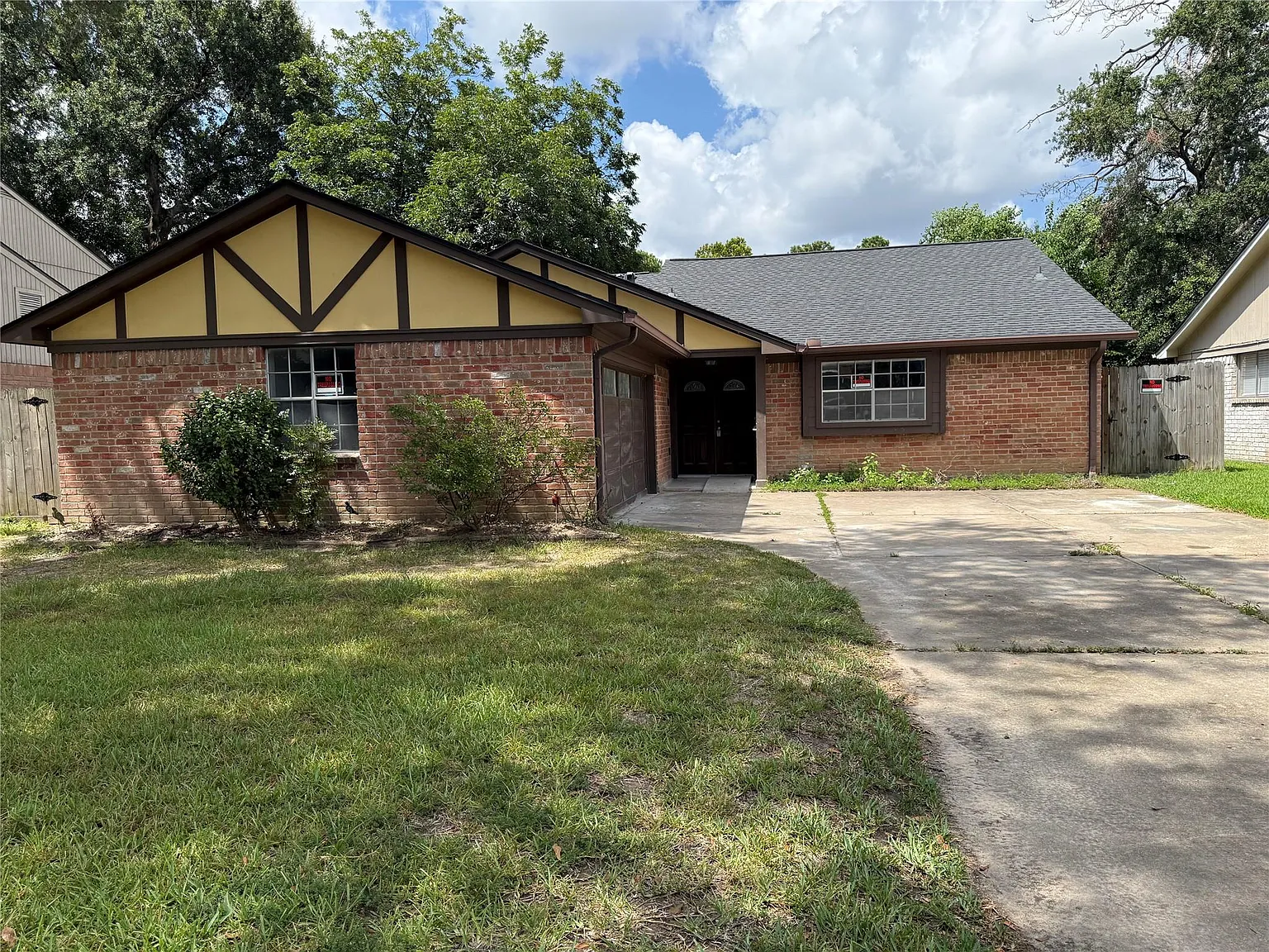 1 bed, 1.0 bath, 450 sqft, $900 — Photo 1