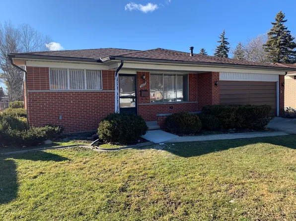 33633 Swan Dr, Sterling Heights, MI 48312