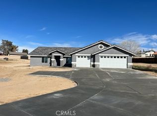 14535 Apple Valley Rd, Apple Valley, CA 92307