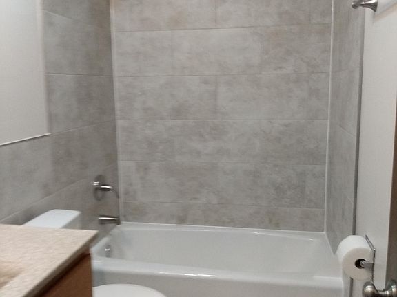 3rd image of 8242 Woodland Dr APT B