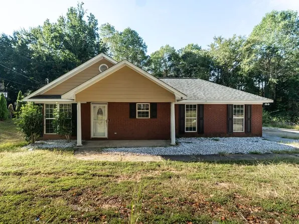 1223 Lee Road 235, Smiths Station, AL 36877