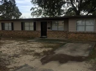 7 Huntington Dr, Pensacola, FL 32506