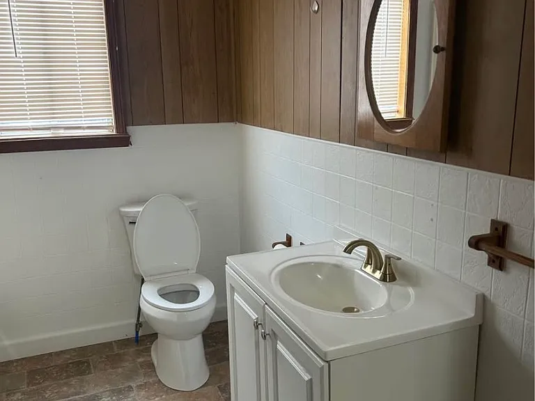 1101 Falconer St — Photo 3