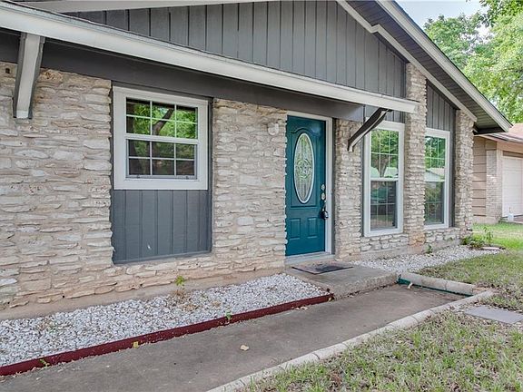 3rd image of 6511 Pevensey Dr
