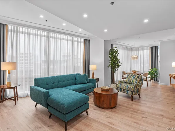 1 Renaissance Square #10H, White Plains, NY 10601