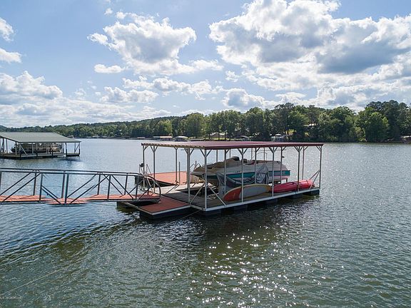 Image 3: Dock