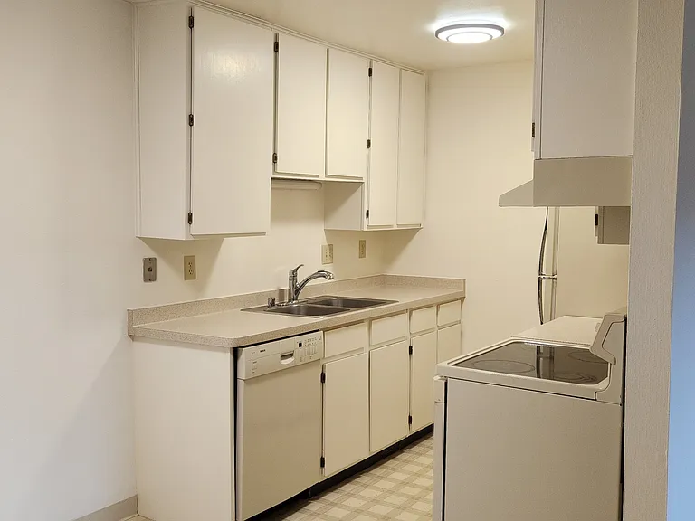 5586 Guilford Rd #2 — Photo 9