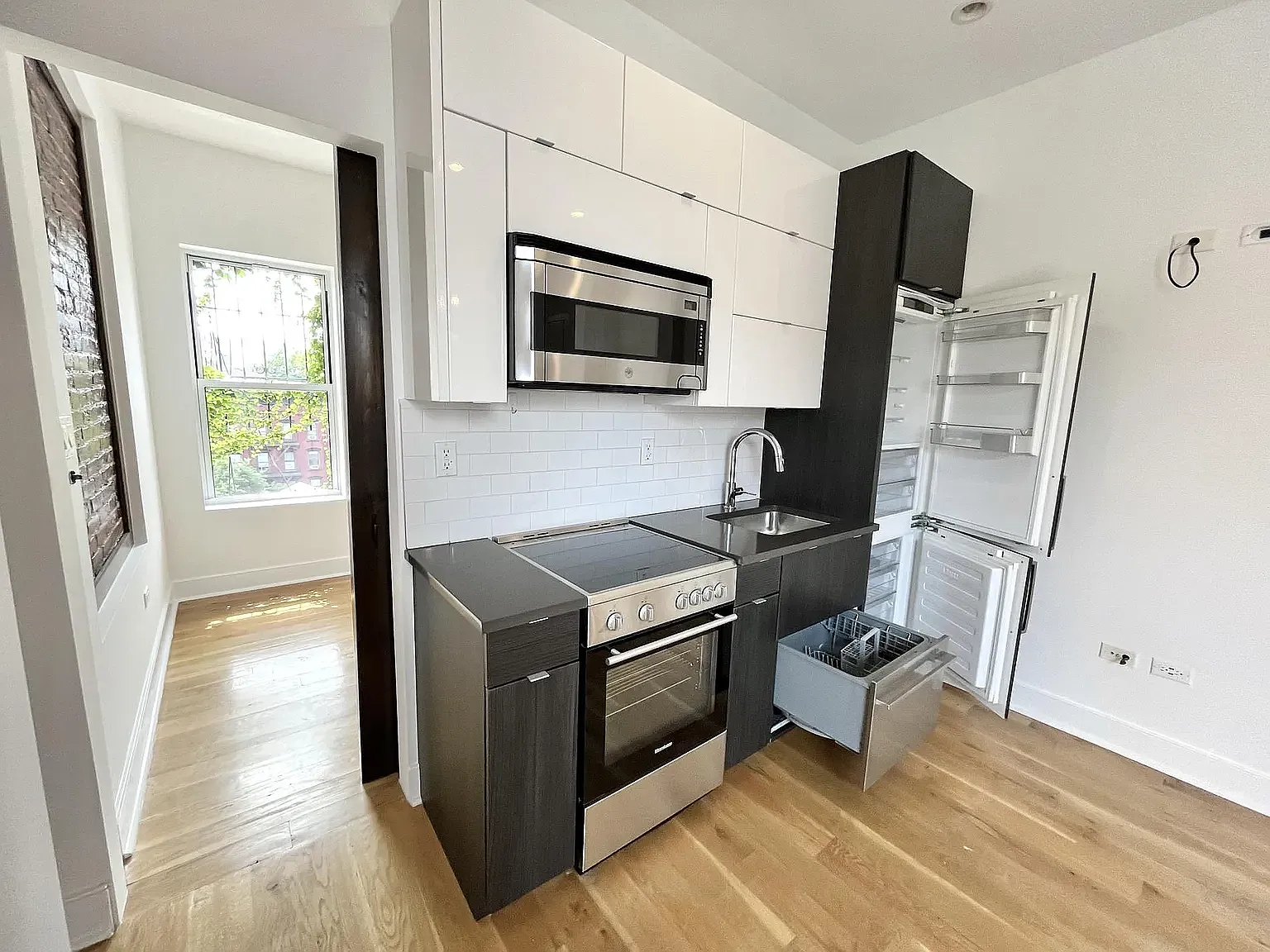 66 East 7th Street — Photo 4