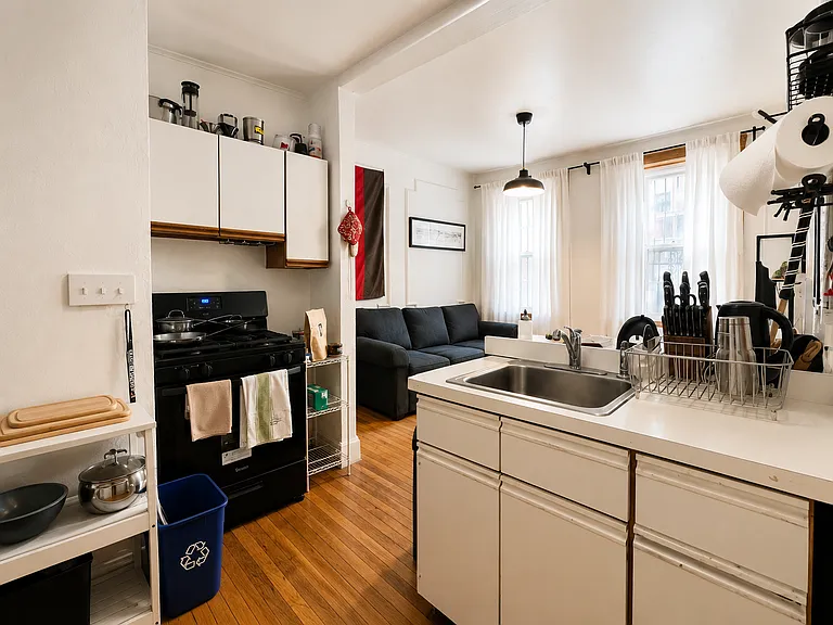 37 Garden St #2 — Photo 5