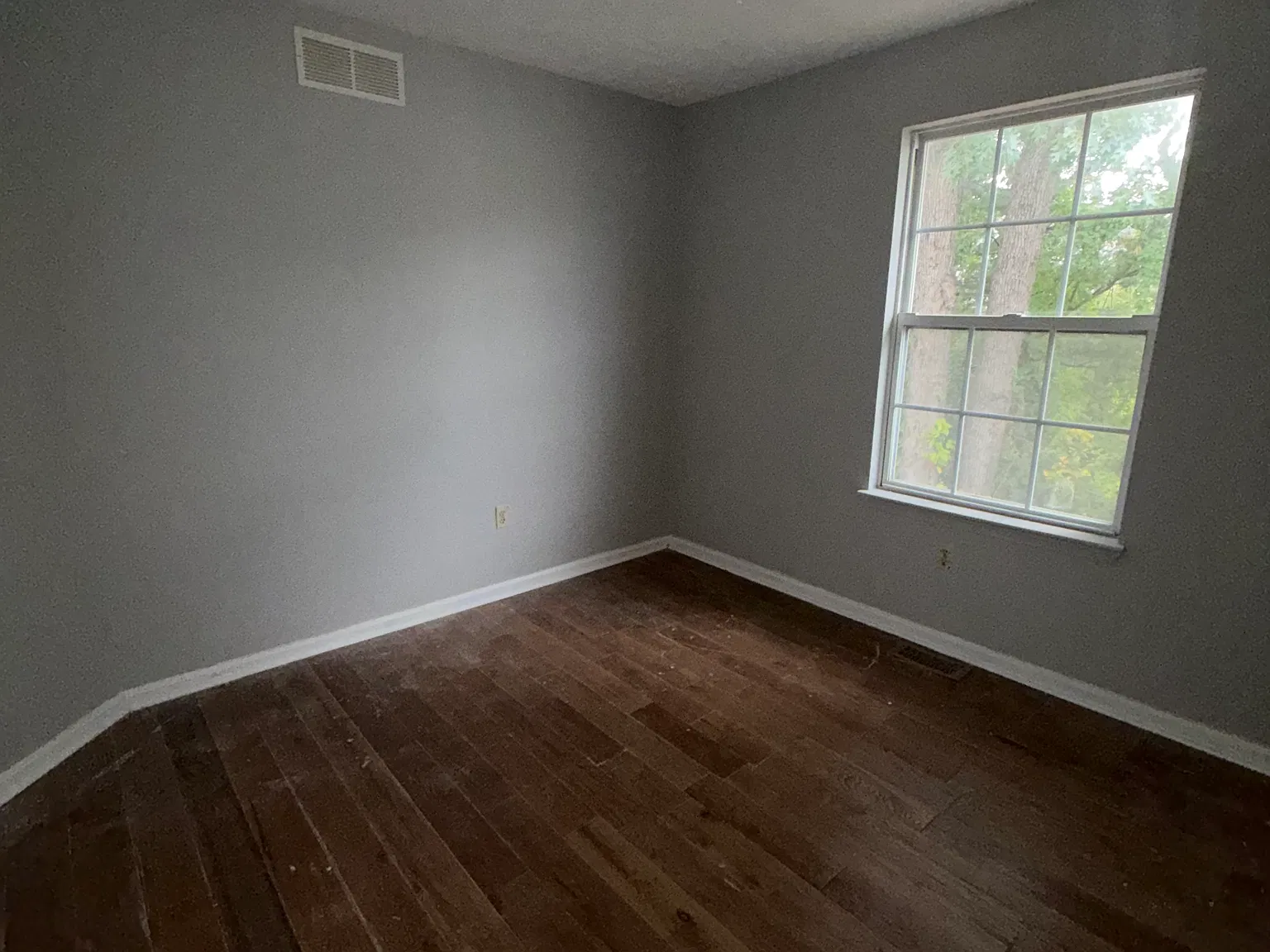2100 Colonel Way — Photo 4