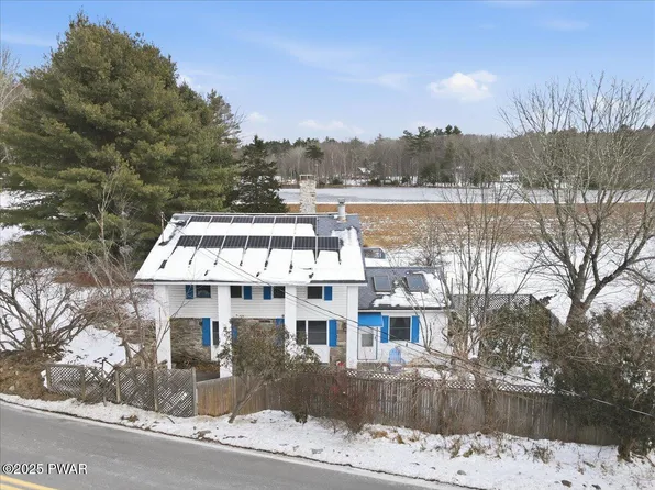 360 Park Rd, Dingmans Ferry, PA 18328