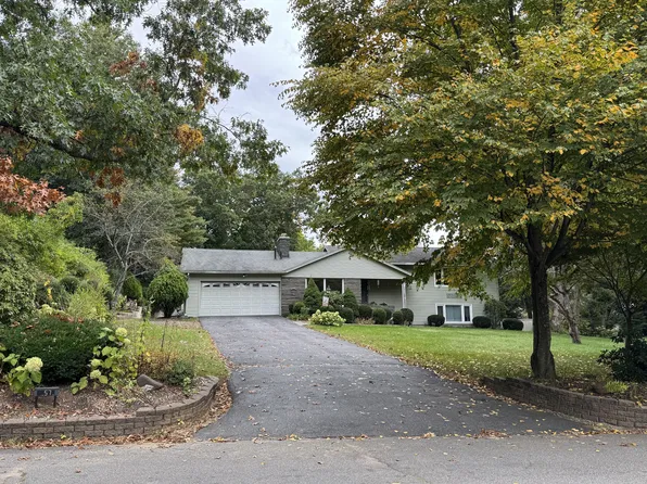 57 Ridge Rd, Longmeadow, MA 01106