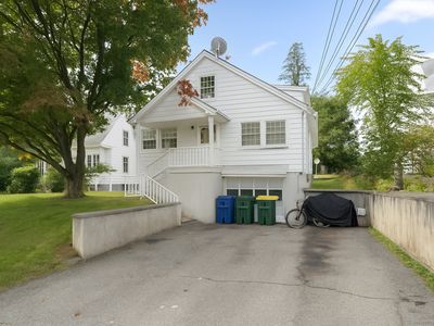 129 Fairlawn Avenue, Waterbury, CT, 06705