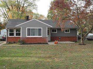 9405 Whipps Mill Rd, Lyndon, KY 40242