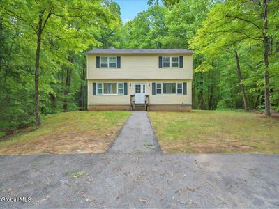8 Hammond Drive, Wilton, NY, 12831