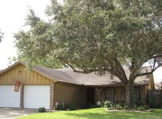 407 Alamogordo Dr, Victoria, TX 77904