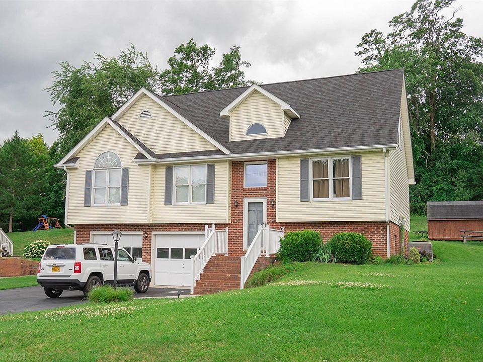 1st image of 55 Cullen Ct SE