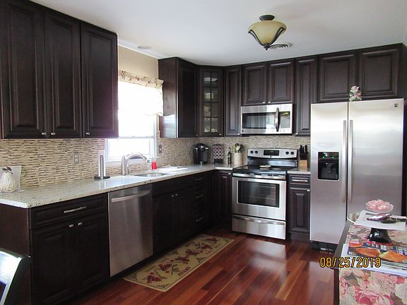 5th image of 188 Westbrook Dr