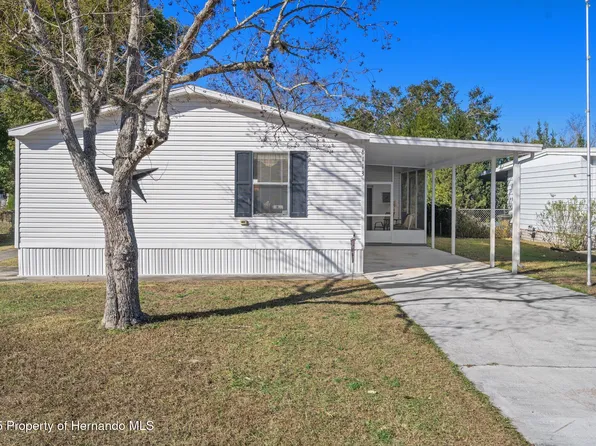 8113 Western Circle Dr, Brooksville, FL 34613