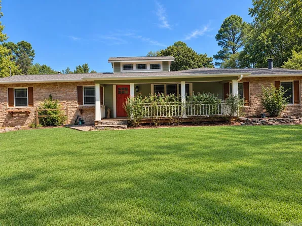 205 Lakeside Rd, Hot Springs, AR 71901