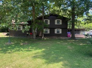 1050 McPherson Dr, Madisonville, KY