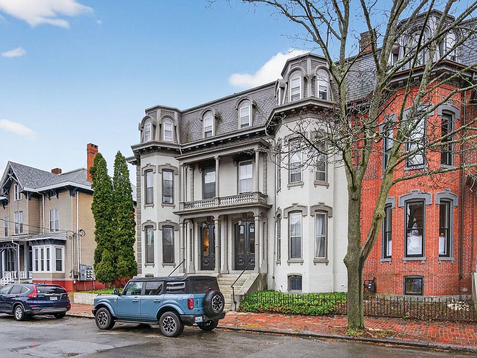 1st image of 138 Pine Street #3
