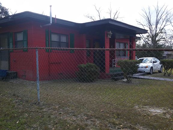 2nd image of 917 W Magnolia St