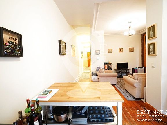 3rd image of 360 Union St APT A3