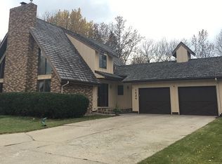 1424 11th St SW, Minot, ND 58701