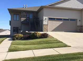 1519 N 35th St, Bismarck, ND 58501
