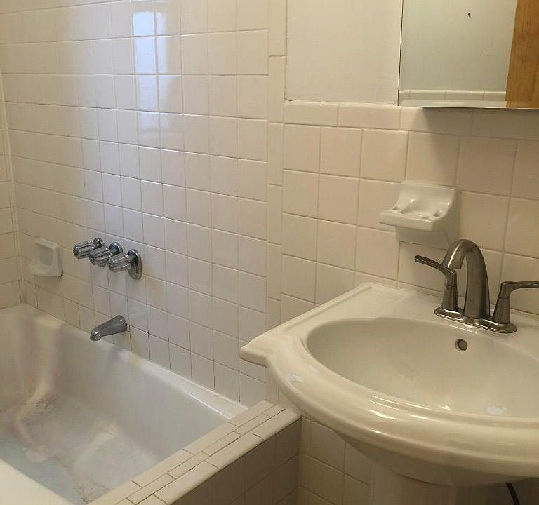 2nd image of 2860 Buhre Ave APT 2V