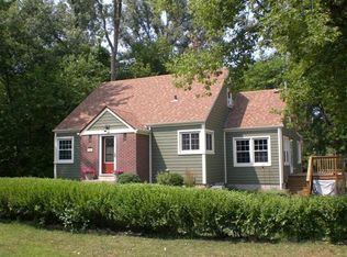 8512 Maple Ave, Gary, IN 46403