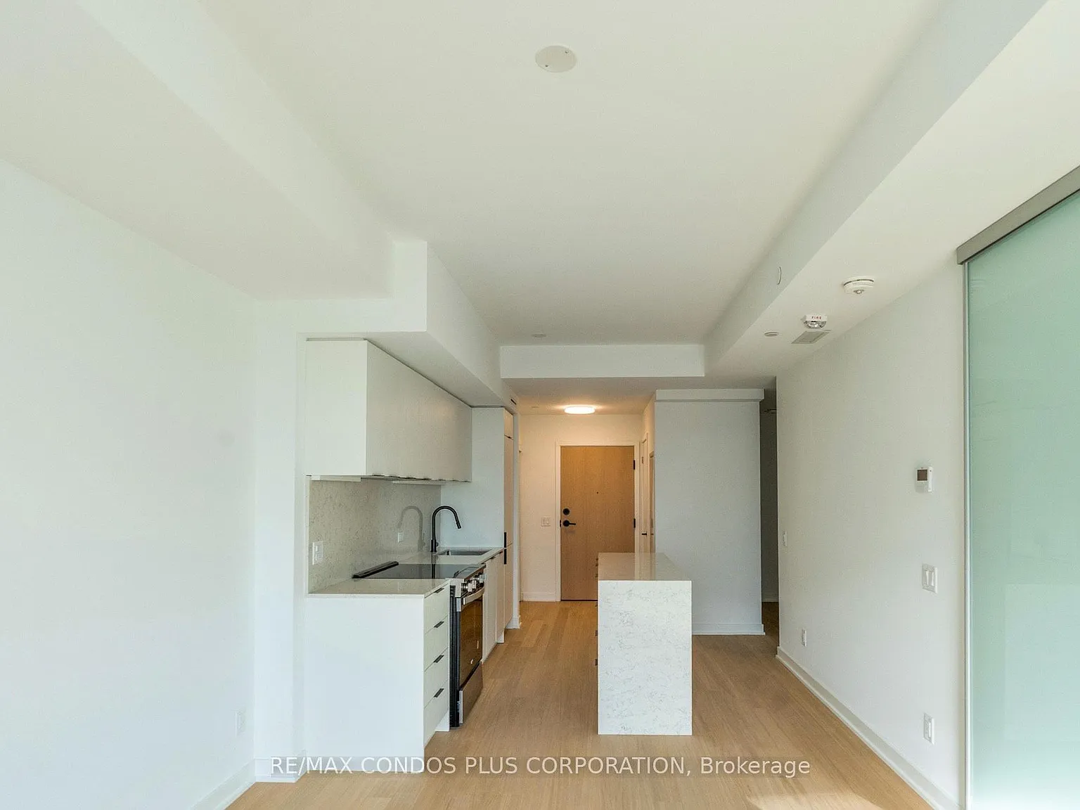 2 bed, $2,500 — Photo 4