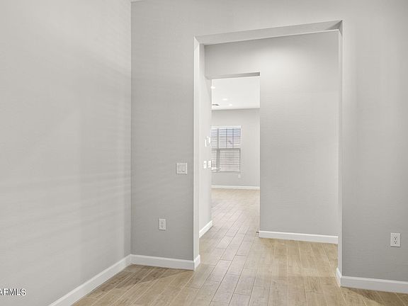 4th image of 5021 E Anderson Drive