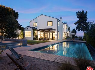 1043 N Bundy Dr, Los Angeles, CA 90049