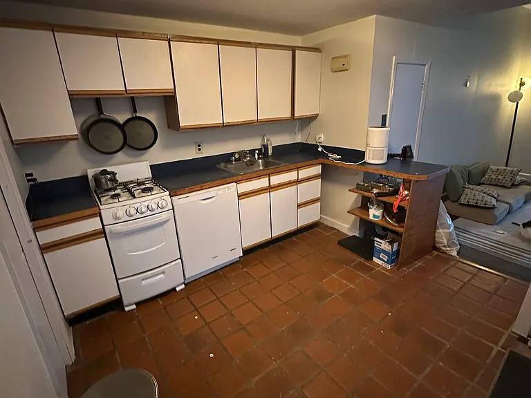 2045 Fitzwater St #1 — Photo 16