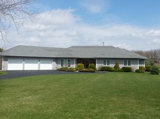 10302 Arabian Trl, Woodstock, IL 60098