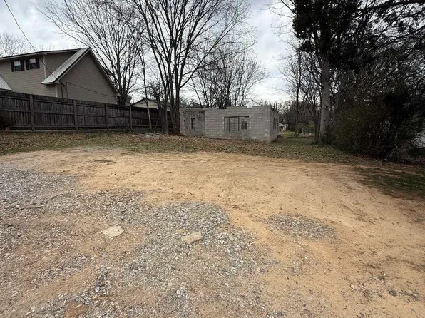 150 W Wycough St, Batesville, AR 72501