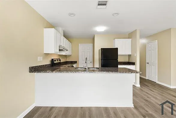 113 Craig St #A — Photo 16