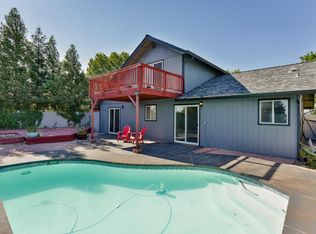 445 Viewpoint Dr, Redding, CA 96003